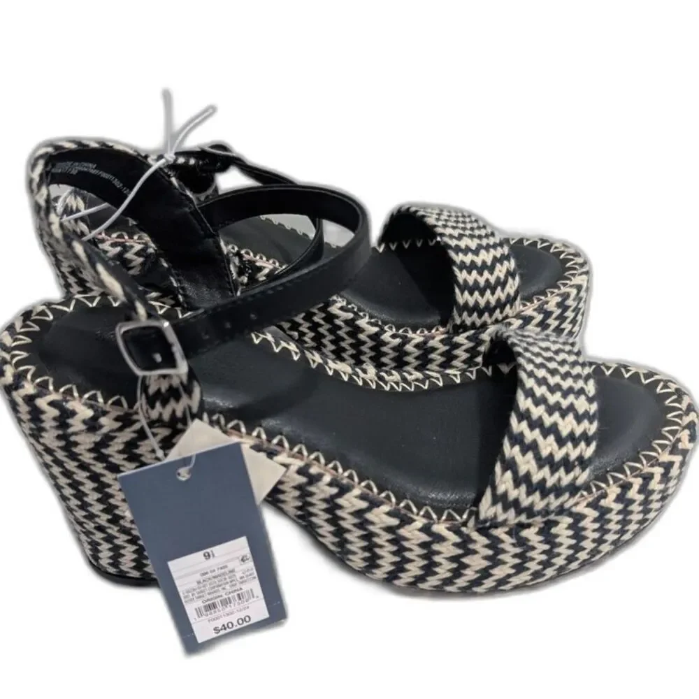 Women's Madeline Platform Heels -Universal Thread- Black Size Various